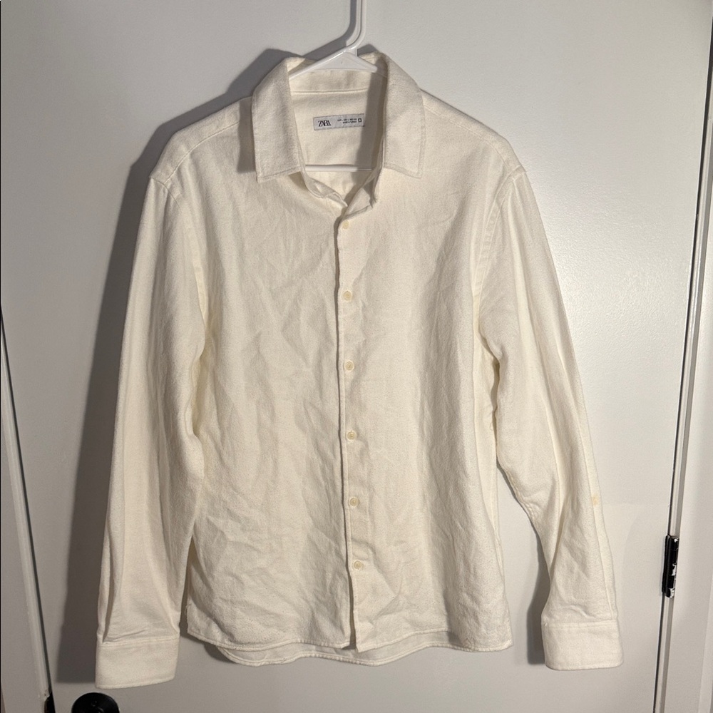 Zara Men's Cream Button Down Shirt